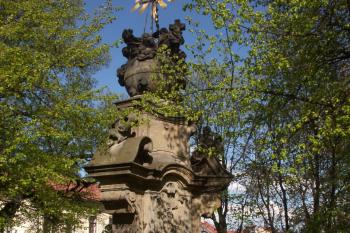 sousoší Nejsvětější Trojice ( © Milan Caha 05/2008)