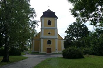 kostel sv. Barbory (© František Kinař, 08/2014)