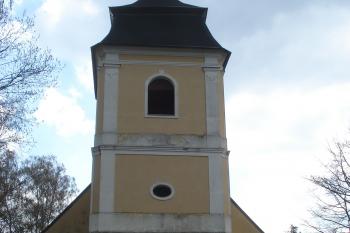 hlavní vchod (© Jaromír Schoffer, 04/2010)