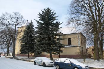 kostel od jihu ( © Milan Caha 01/2010)
