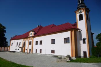 zámek Myslkovice (© Vlastislav Mareček, 08/2016)