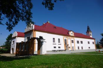 zámek Myslkovice (© Vlastislav Mareček, 08/2016)