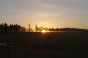 Západ slunce nad Babou (© Prudký Martin, 04/2011)