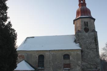 Kostel od severu ( © Ivan Grisa 01/2010)