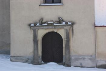 Hlavní (západní) portál ( © Ivan Grisa 01/2010)