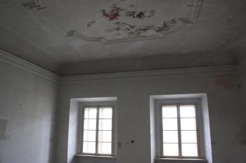 Část interieru místnosti v I. patře barokní přístavby ( © Ivan Grisa 07/2011)