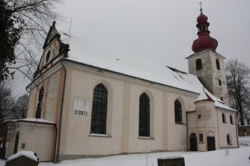 Kostel od jihozápadu ( © Ivan Grisa 01/2010)