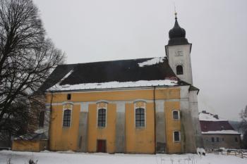 Kostel od severu ( © Ivan Grisa 01/2010)