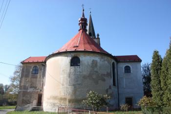 Kostel od východu ( © Ivan Grisa 10/2011)