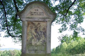 Křížová cesta u kaple sv.Anny (© Lenka Martinková, 07/2010)