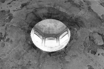 kaple v parku (© Jan Baše 03/2006)