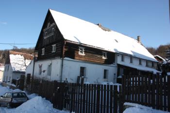 Dům bývalého čp. 13 od jihu ( © Ivan Grisa 01/2010)