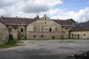 východní průčelí (© Jan Šebek, 06/2009)