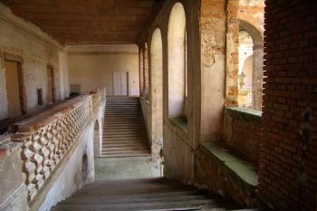 schodiště (zadní zámek) (© Petr Pospíšil, 06/2014)