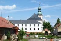 klášter paulínů s kostelem sv. Josefa