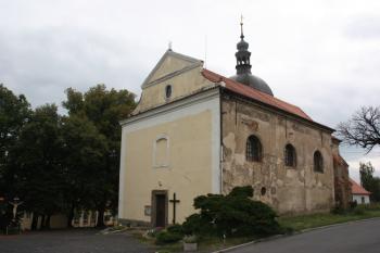 Kostel od jihozápadu ( © Ivan Grisa 08/2011)