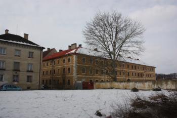 Východní průčelí od Dolní vodní brány ( © Ivan Grisa 02/2010)