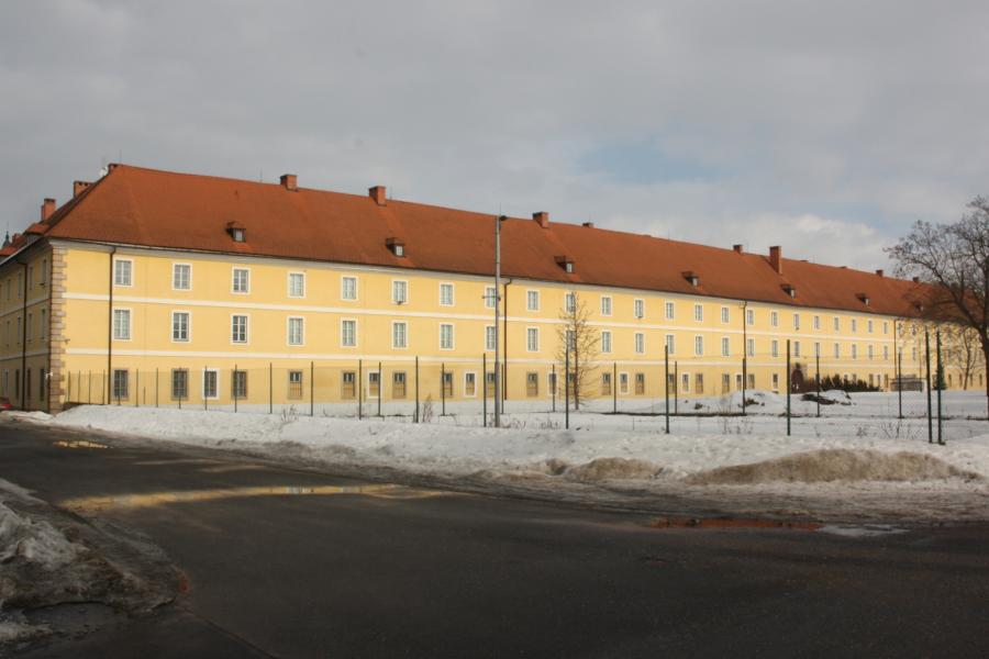 jezdecká kasárna