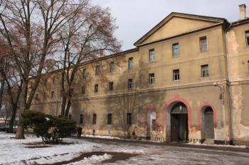 Vstupní risalit jižního průčelí ( © Ivan Grisa 02/2010)