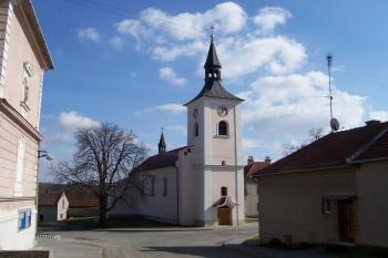 Ptení - kostel sv. Martina (© Ivo Rozehnal 03/2009)