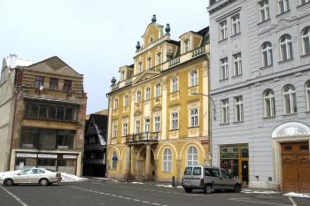 celový pohled z náměstí ( © Milan Caha 03/2010)