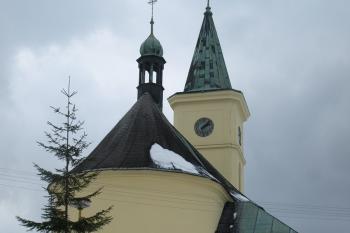 presbytář kostela ( © Milan Caha 03/2010)