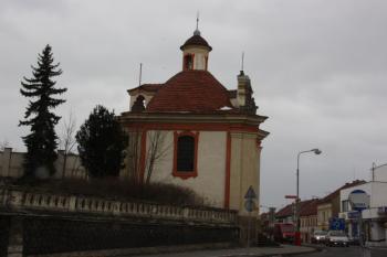 Kaple od severu ( © Ivan Grisa 03/2010)
