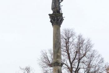 Morový sloup a socha sv. Vavřince ( © František Kinař 05/2017)