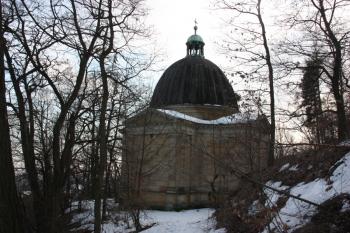Kaple od východu ( © Ivan Grisa 03/2010)