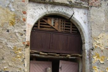 portál původní brány (© Petr Pospíšil, 10/2014)
