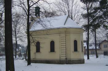 Kaple sv. Anny v Darkově zezadu (© Rostislav Kaplan, 03/2010)