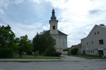 kostel sv. Bartoloměje (© František Kinař, 08/2014)