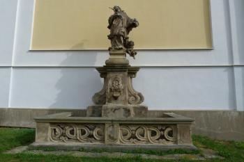 kostel sv. Bartoloměje (© František Kinař, 08/2014)