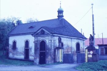 Kaple od severu ( © Ivan Grisa 05/1987)