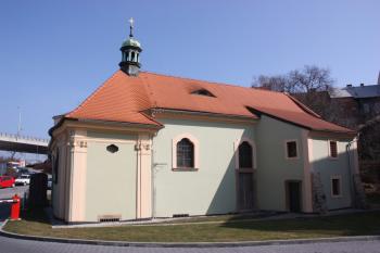 Kaple od jihu ( © Ivan Grisa 03/2010)
