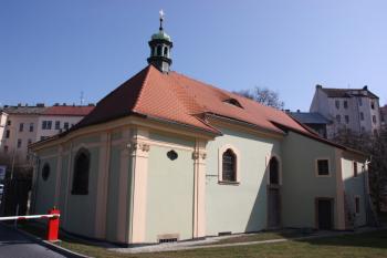 Kaple od jihozápadu ( © Ivan Grisa 03/2010)