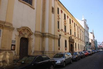 Severní průčelí kláštera ( © Ivan Grisa 03/2010)