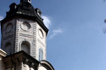 Jižní průčelí kláštera od západu (© Ivan Grisa 03/2010)