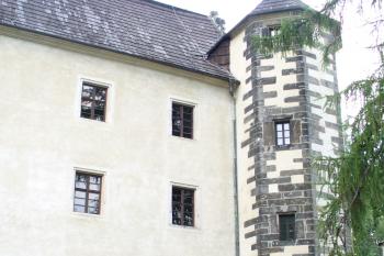 Benešov nad Ploučnicí - horní zámek (© Pavel Jarý,  19.07.2008)