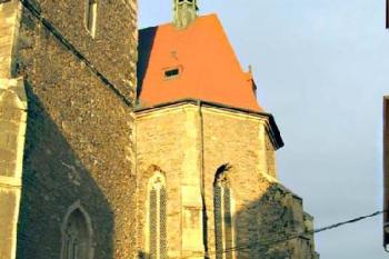 Kostel sv. Petra a Pavla ( © Pavel Vítek 12/2006)