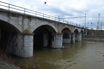 viadukt nad řekou Svratkou ( © Milan Caha 06/2010)