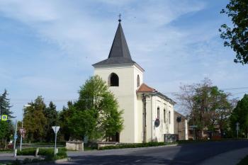 kostel Nanebevzetí Panny Marie (© František Kinař, 04/2012)