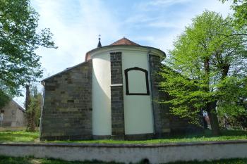 kostel Nanebevzetí Panny Marie (© František Kinař, 04/2012)