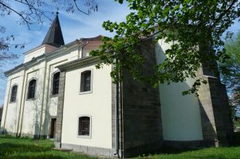 kostel Nanebevzetí Panny Marie (© František Kinař, 04/2012)