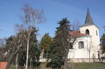 Kostel od západu ( © Ivan Grisa 03/2010)