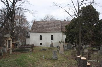 Kostel od jihu ( © Ivan Grisa 04/2010)