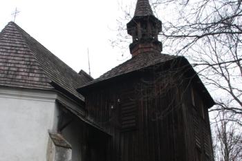 Věž od severovýchodu ( © Ivan Grisa 04/2010)