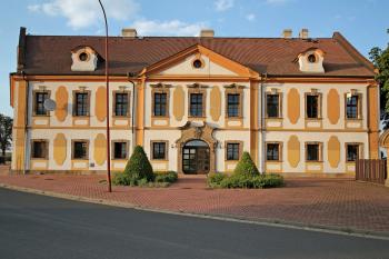 fara od jihu (© Pavel Zany Komárek 4. 8. 2012)