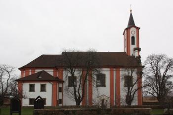 Kostel od severu (© Ivan Grisa 04/2010)