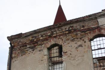 Jihozápadní nároží lodi ( © Ivan Grisa 04/2010)